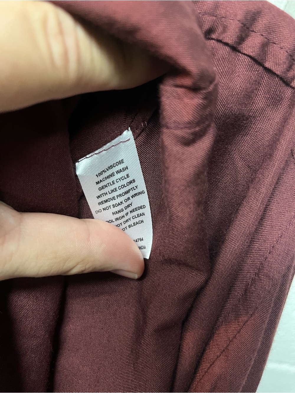 PacSun Men's Deep Burgundy Button-Down Shirt - Picture 3 of 4